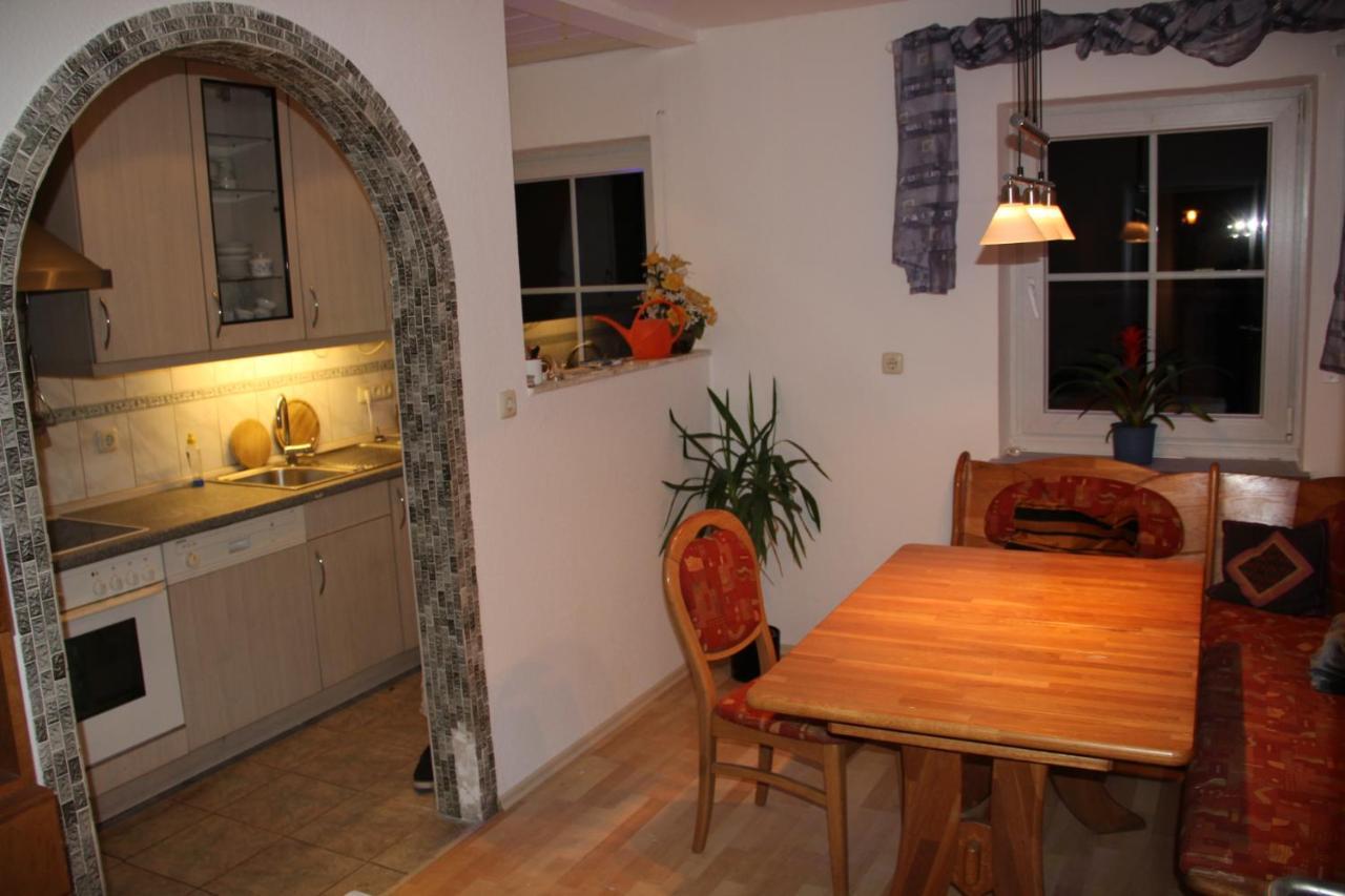 Ferienwohnung Mit 4 Schlafzimmer Fuer 2 Bis 9 Gaeste----Apartment With 4 Bedrooms For 2 To 9 Guests Nuremberg Exterior photo